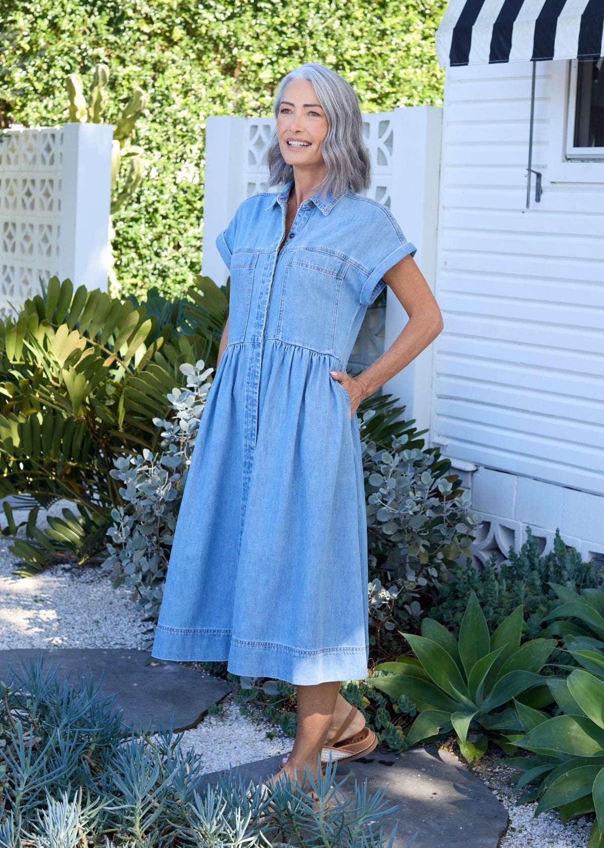 HARPER DENIM DRESS - LIGHT BLUE - PETITE